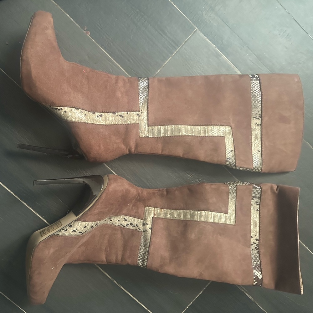 Brown Knee-High Boots with Snakeskin Accents